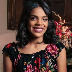 Larissa Santos